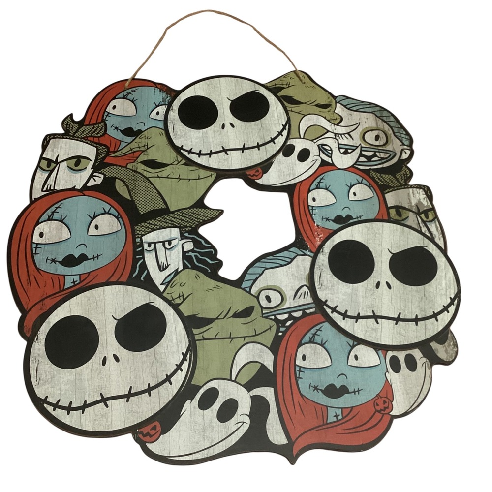 Nightmare Before Christmas Wood Wreath Wall Hanging Jack Sally Oogie Boogie 18in